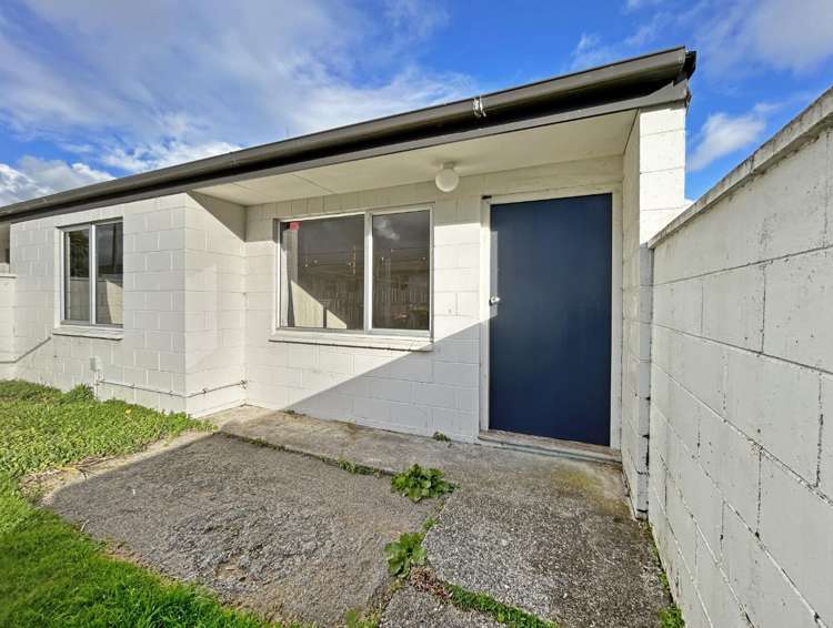 1/136 Ythan Street_0