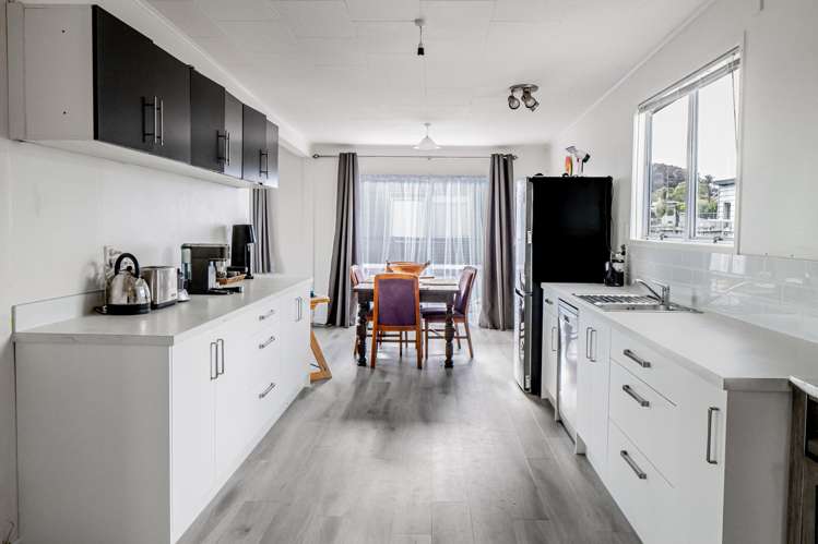 15A Queens Road Glen Avon_6