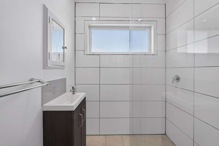 118 Chatham Road Flaxmere_6
