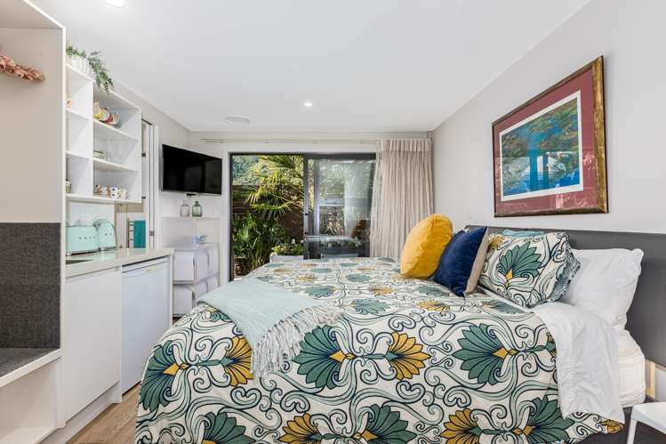 80 Waipunahau Road Waikanae_18