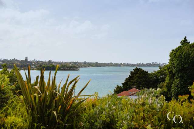 Elevated Privacy with Panoramic Views