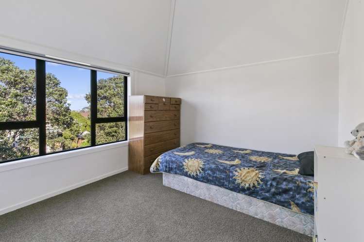 118 Akaroa Drive Maupuia_6