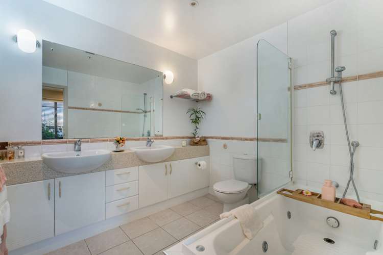 3 Waterside Crescent Gulf Harbour_25