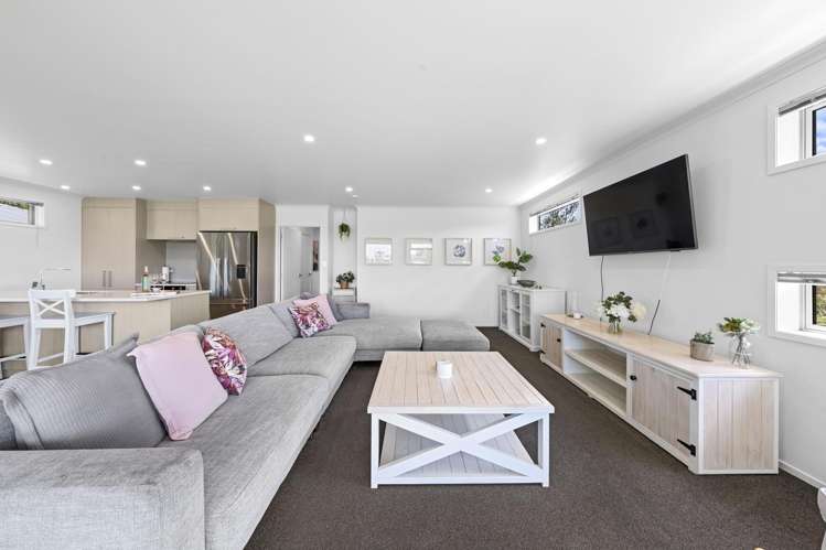 1158 East Coast Road Kaiaua_8