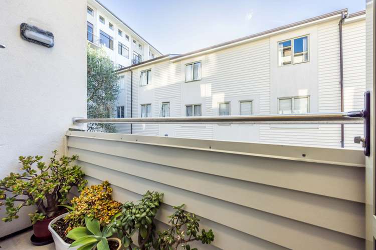 17/8 Rendall Place Eden Terrace_10