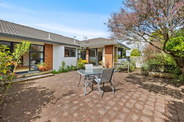 57 Mirrabooka Avenue Botany Downs_13