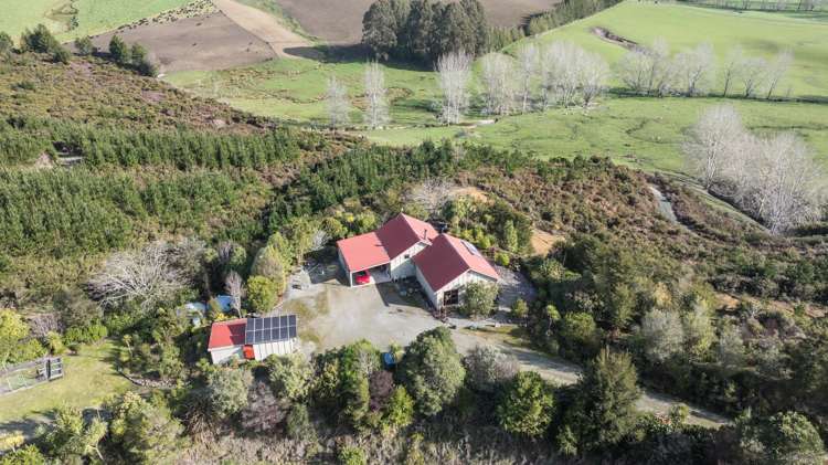 441 Waiwhero Road Ngatimoti_30