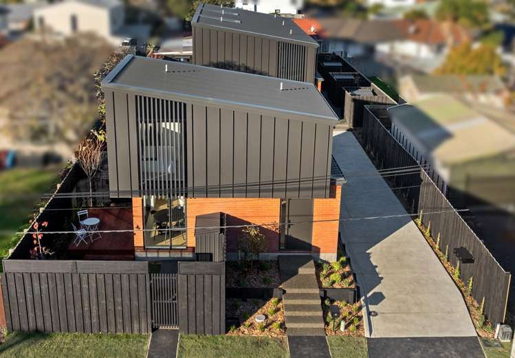 4/10 Seddon Street Sydenham_16