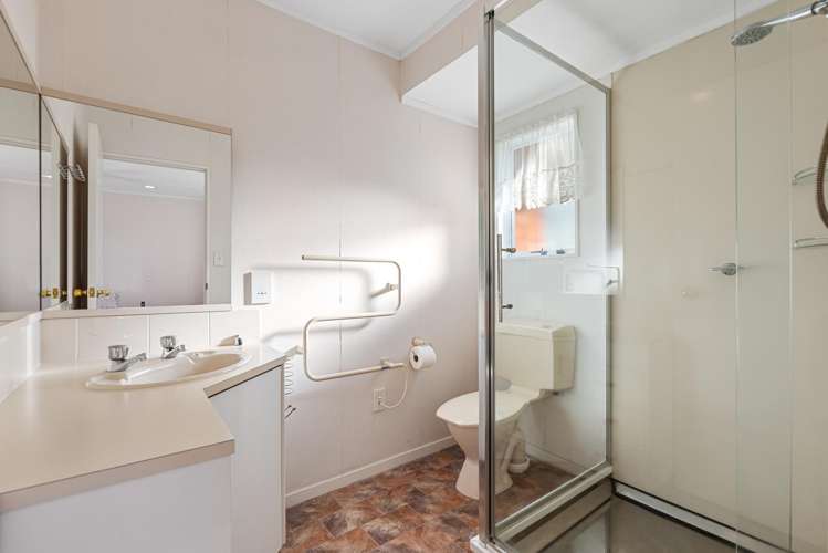 5 Bayfair Drive Mount Maunganui_11