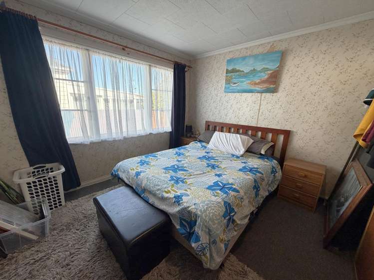 239 High Street Dannevirke_8