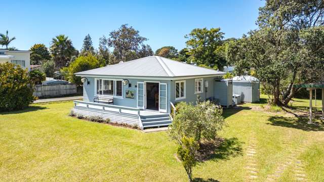 35 Marlin Place Whiritoa_1