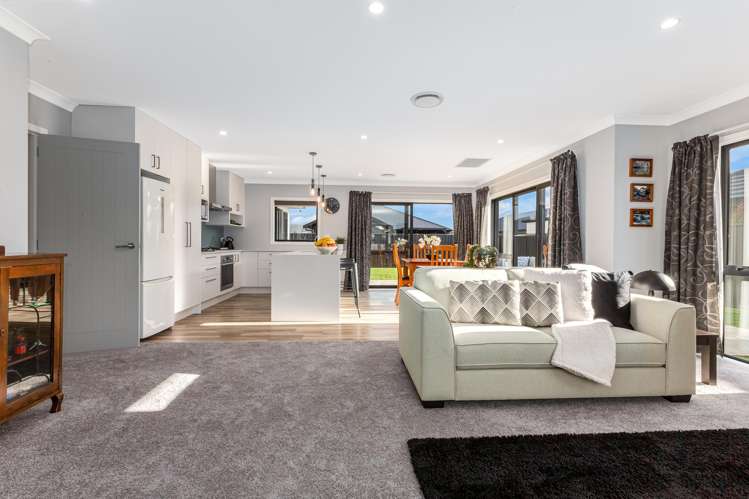 6 Salisbury Crescent Wallaceville_6