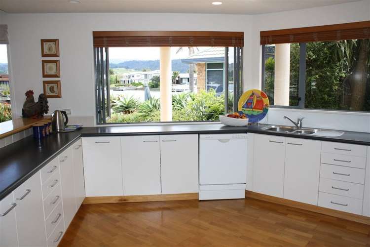 537 Waterways Parade Pauanui_4