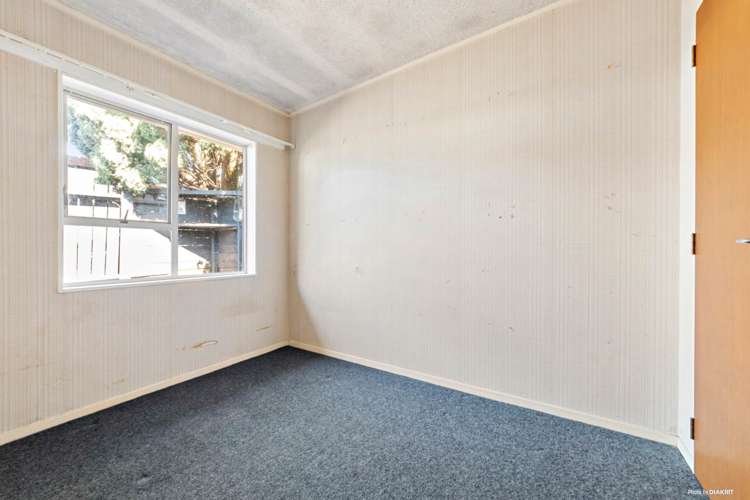 1/11 Alston Avenue Kelston_6