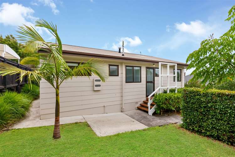 1a Highland Road Mount Albert_13