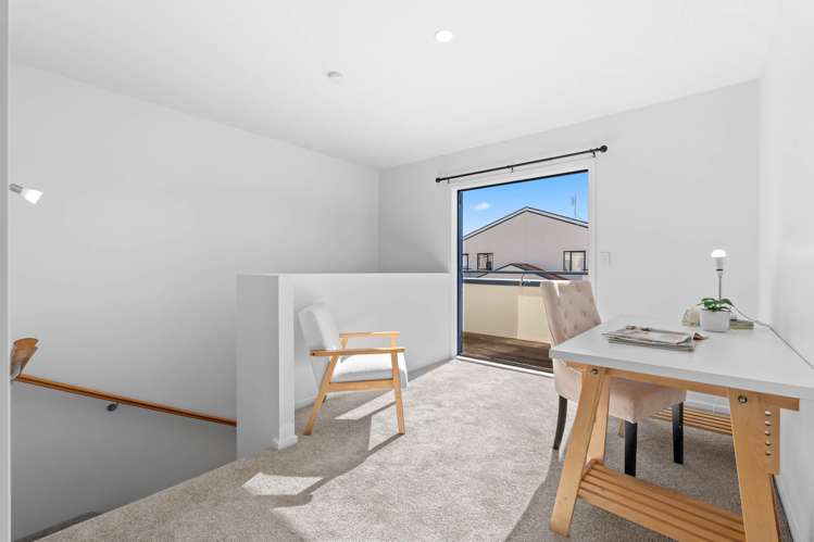11/70 Fernhill Way Oteha_11