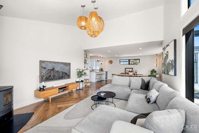 42 Tui Street Alicetown_4