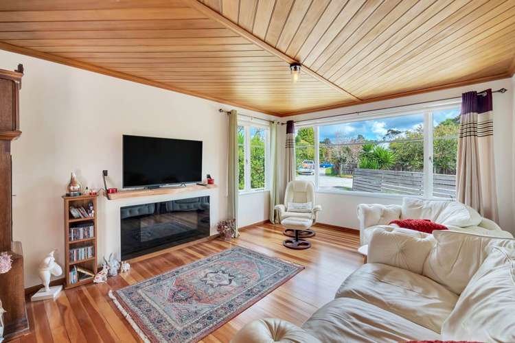 38 Kashmir Road Glen Eden_5