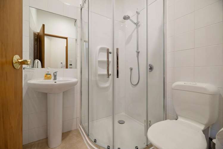 3B London Lane Queenstown_16