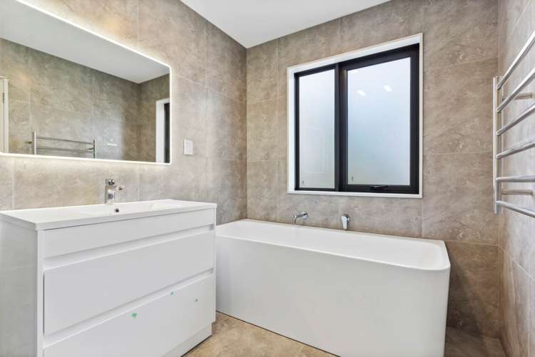 5/16 Williamson Avenue Belmont_7