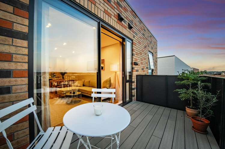 307/2 Rauroa Lane_4