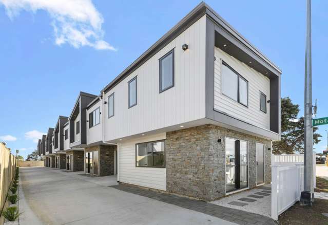 Brand-New Standalone in Prime Papatoetoe