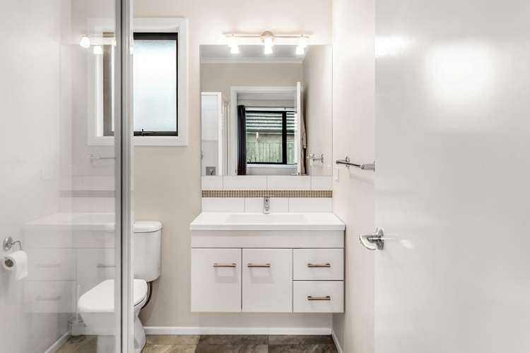 23 Landing Drive Pyes Pa_17