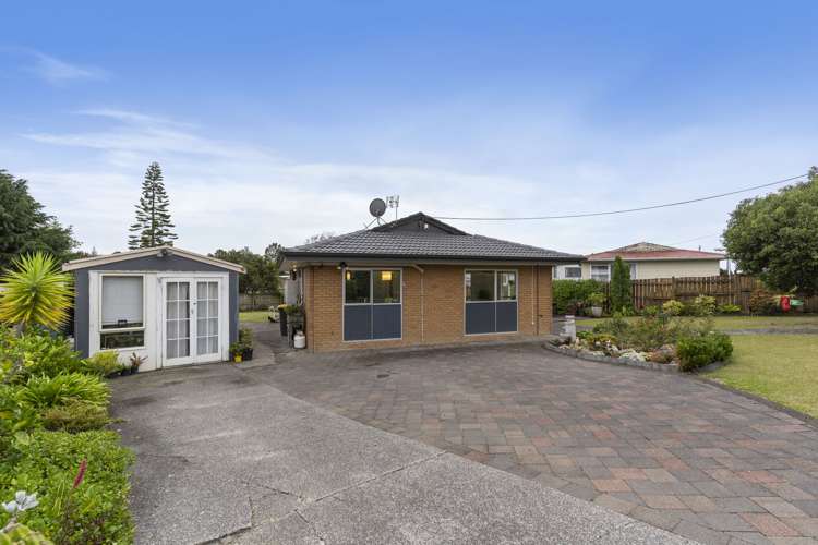 140 Colwill Road Massey_13