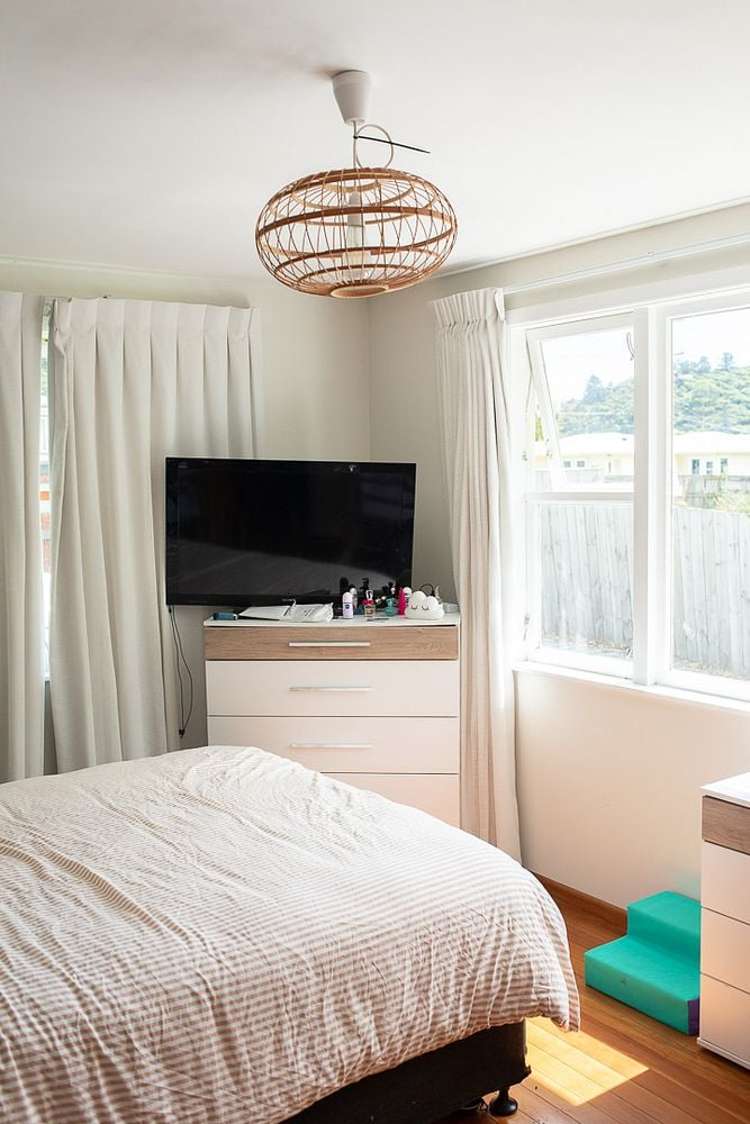 3 Sunny Grove Wainuiomata_12