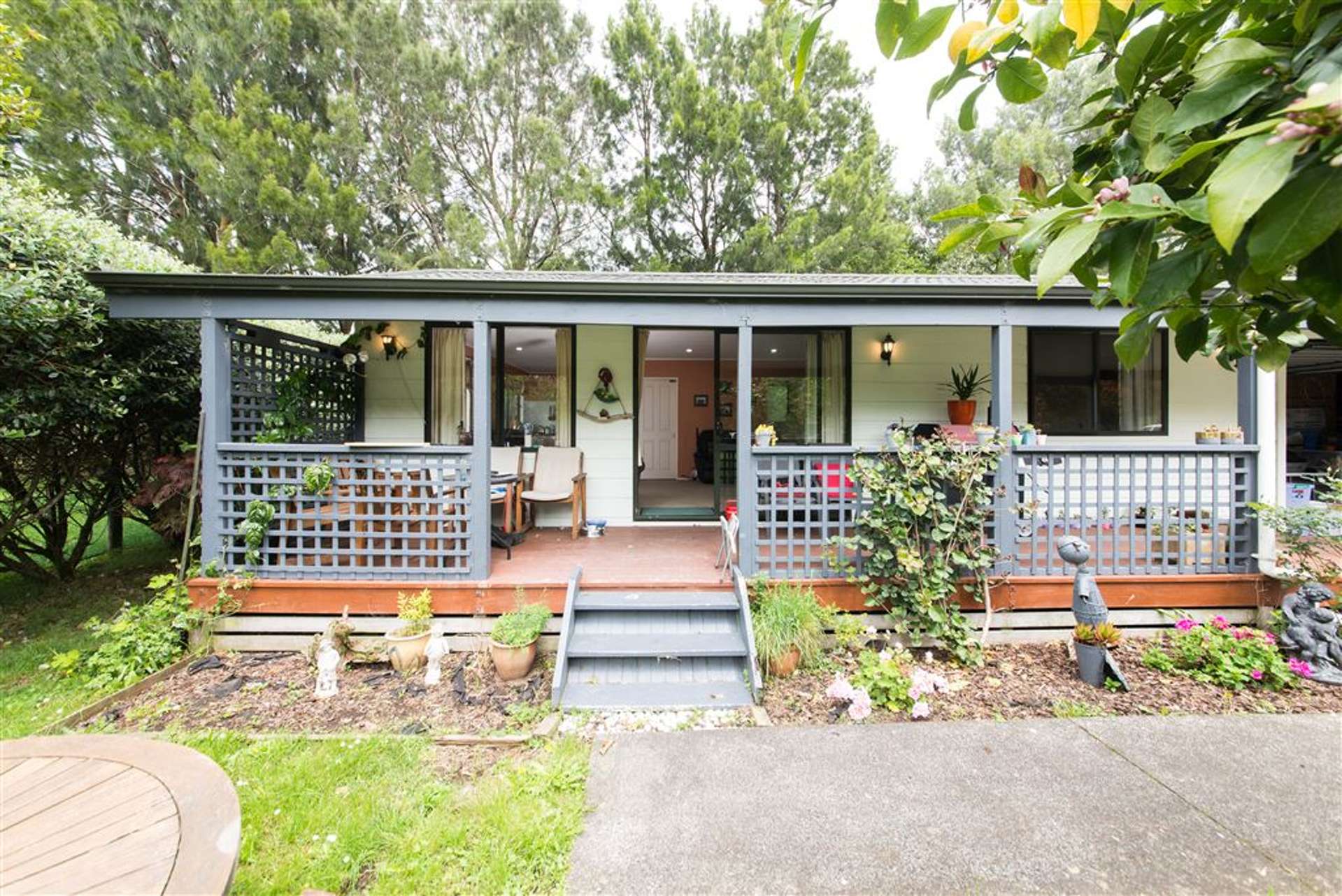 68 Boord Crescent Kumeu_0