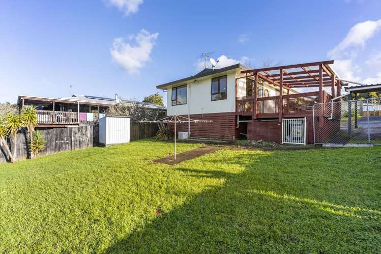 211 Glengarry Road Glen Eden_14