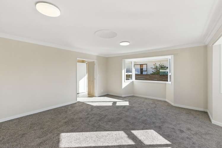 5 Karaka Street Otaki Beach_16