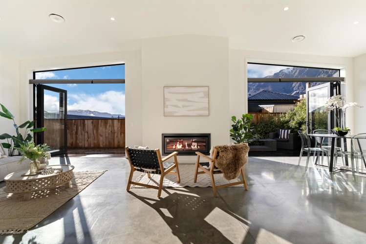 12 Till Street Jacks Point_19