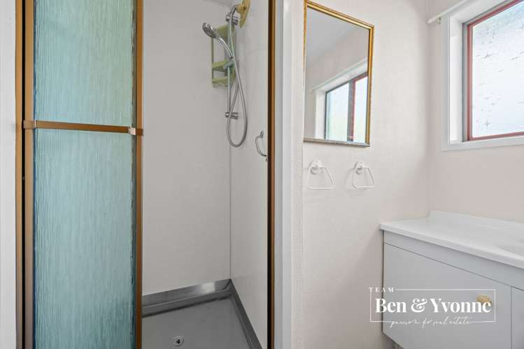 6B Phoenix Place Papatoetoe_11