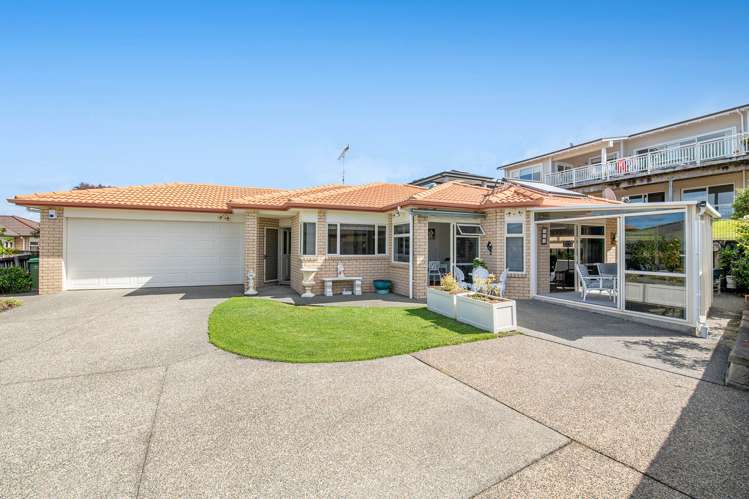 18 Chesterfield Way Orewa_24