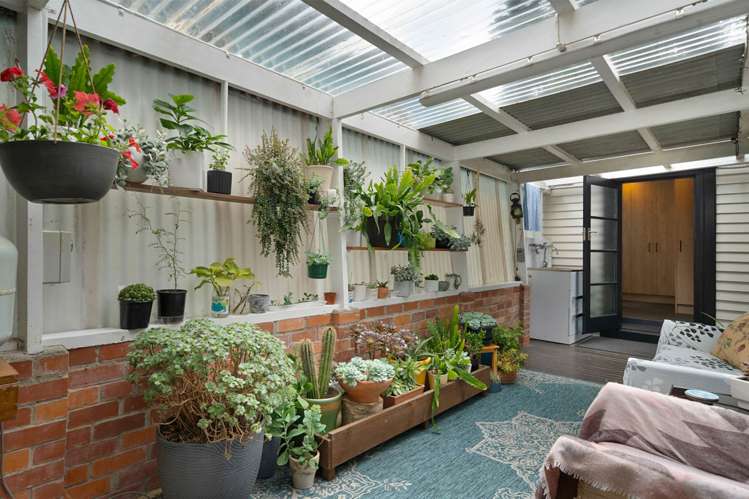 19 Hollywood Avenue Titirangi_10