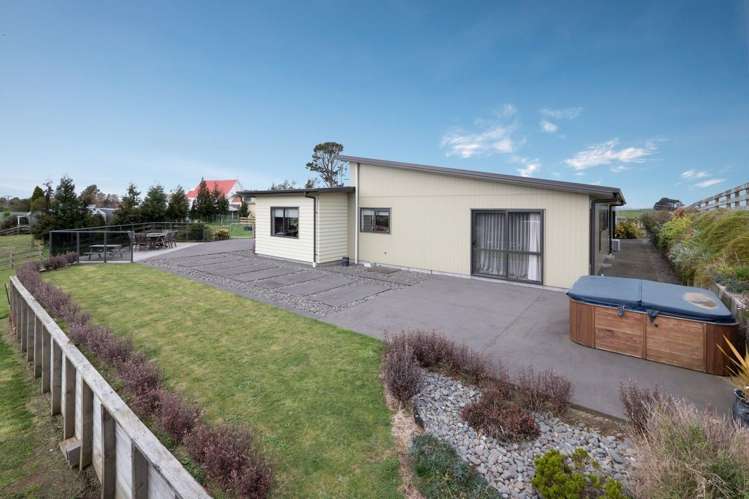 3928 Mountain Road Cardiff_1