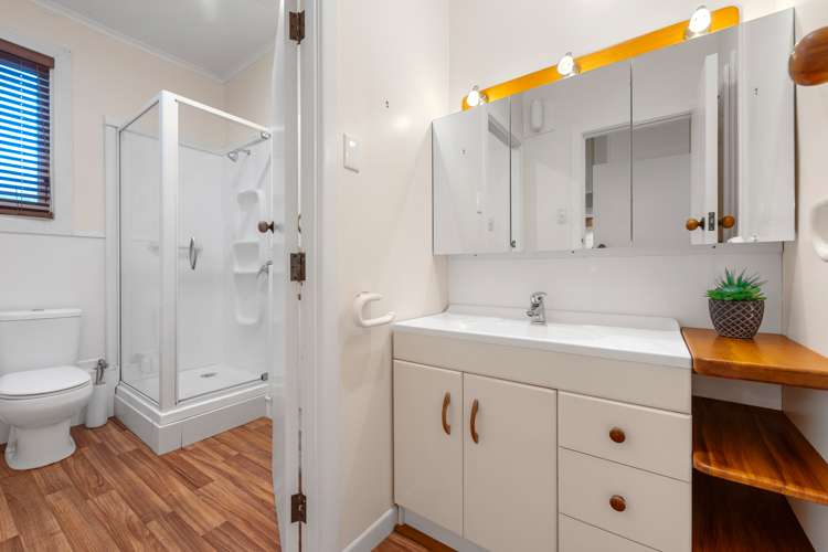 4/9 August Place Greenlane_7