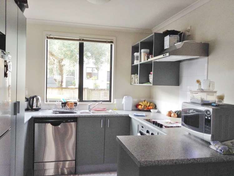 4 Barnea Circle Glen Eden_3