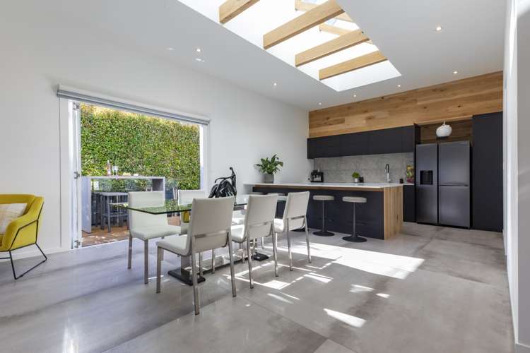 61a Mount Smart Road Onehunga_5