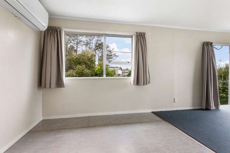58 Makora Road Massey_6