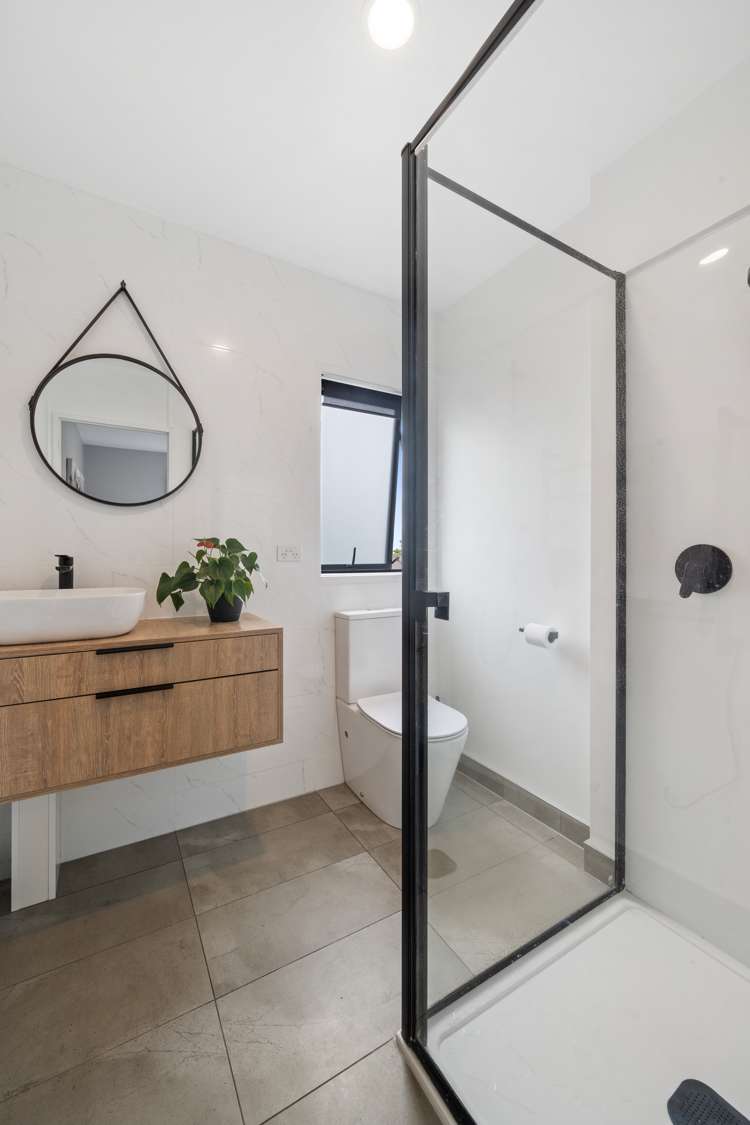 21c Howe Street Howick_15