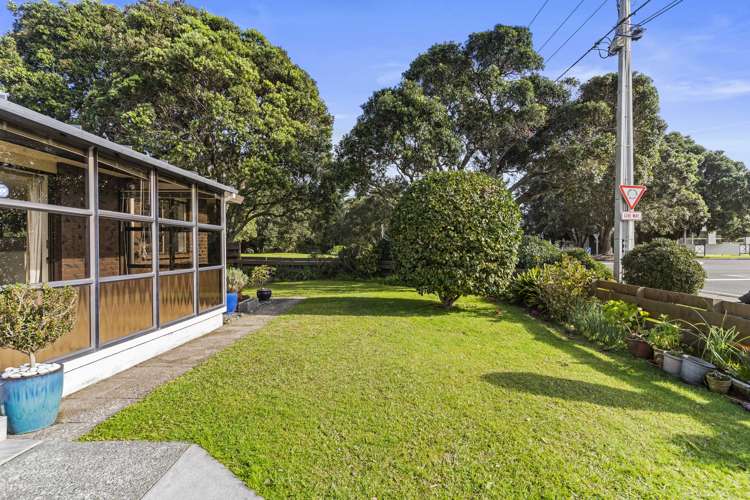 1/36 Riverside Road Orewa_13