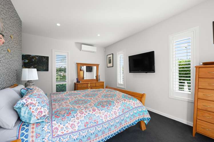 77 Baxter Michael Crescent Cambridge_16