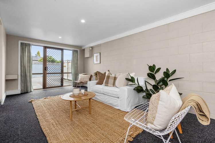 3/11 King Street Taradale_11