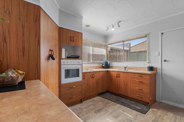 Flat 4/37 Seddon Street Glenholme_1