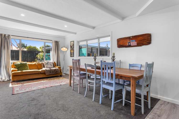 73 Dunns Avenue The Pines Beach_6