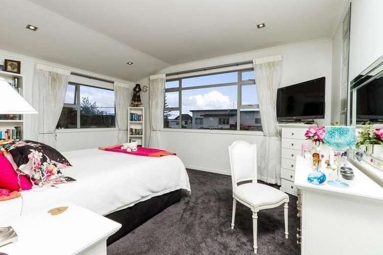 14a Scarboro Terrace Murrays Bay_13