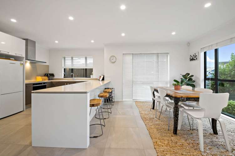 10 Arthur Rolfe Lane Swanson_2