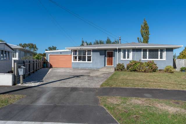 11 Morrison Crescent Glenview_3